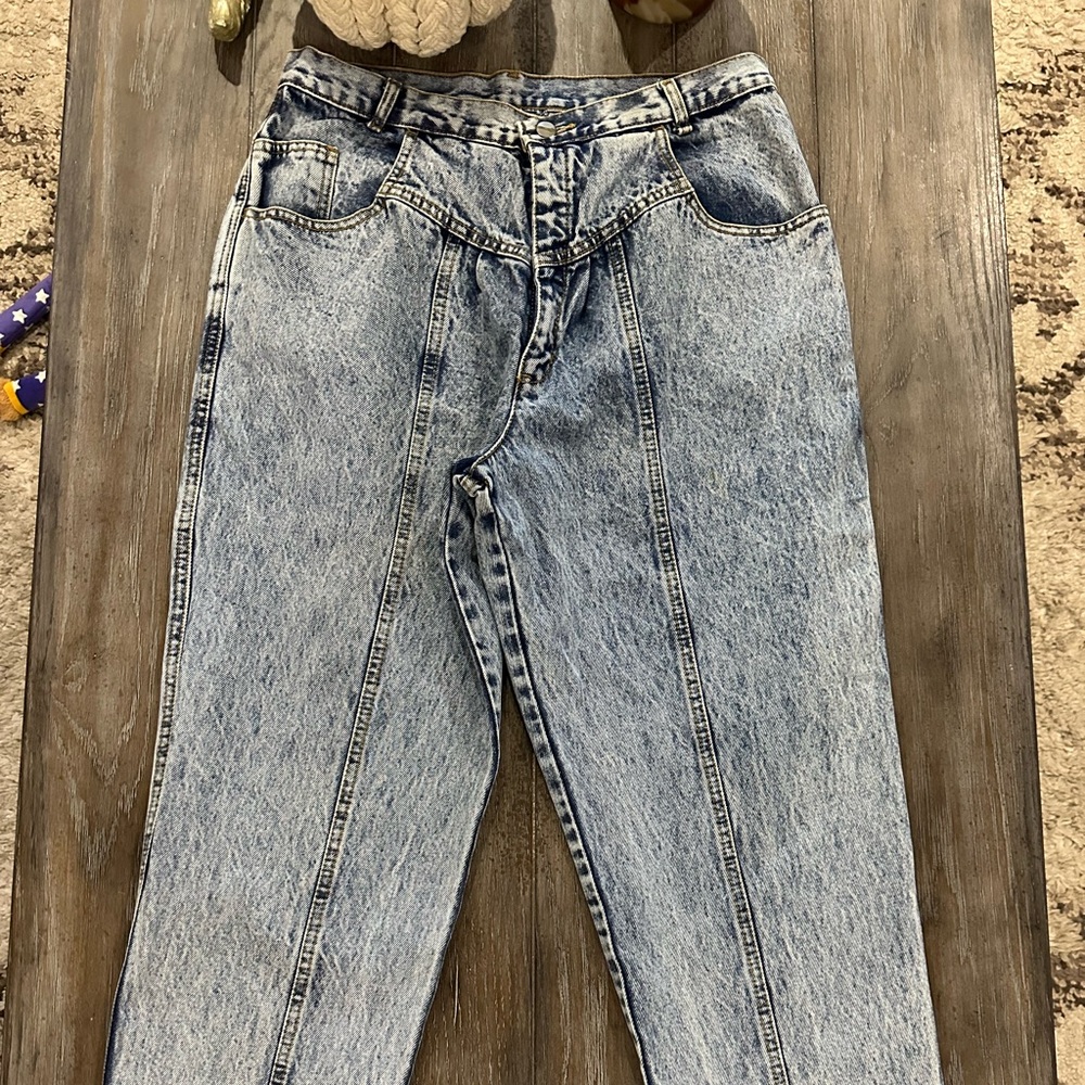 Classic Blue Gitano Women's Jeans - Picture 2 of 15